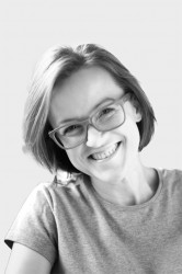 Justyna Marszałkowska-Jakubik na www.jpg Justyna Marszałkowska-Jakubik na www.jpg