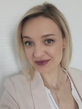 Karolina Karabin.jpg Karolina Karabin.jpg